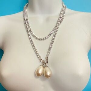 SARAH COVENTRY Silver Tone Long Chain Necklace Chunky Pearl Dangles